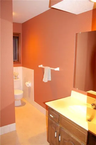 $330,000 | 2400 Northeast 66th Street, Kansas City, MO 64118