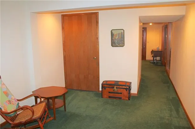 $330,000 | 2400 Northeast 66th Street, Kansas City, MO 64118