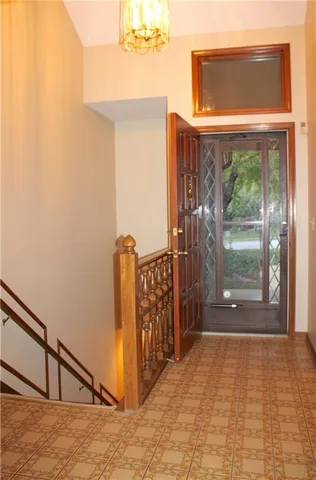 $330,000 | 2400 Northeast 66th Street, Kansas City, MO 64118