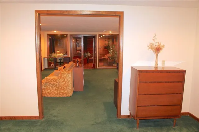 $330,000 | 2400 Northeast 66th Street, Kansas City, MO 64118