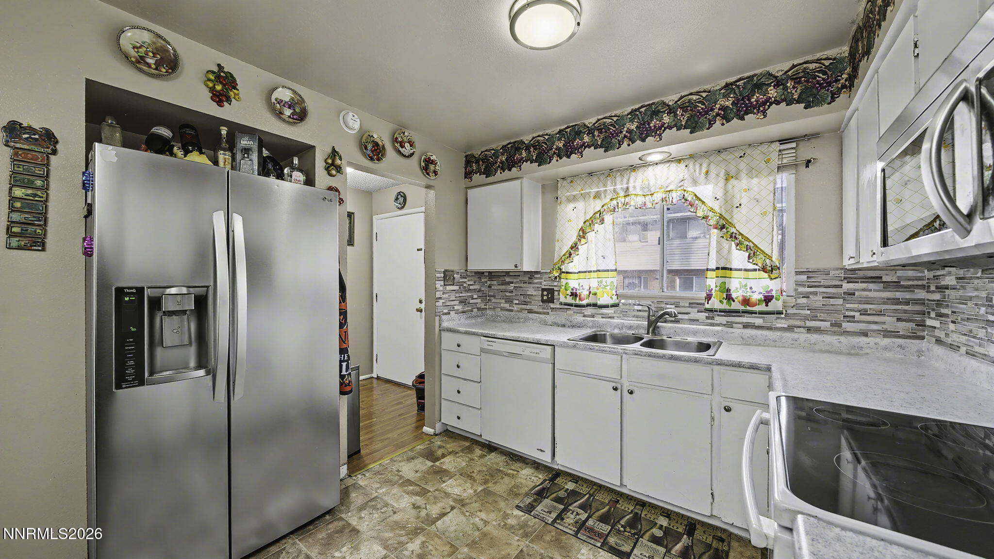 359 Smithridge Park Reno, NV 89502 - Photo 11 of 30 14-DSC04965-Edit