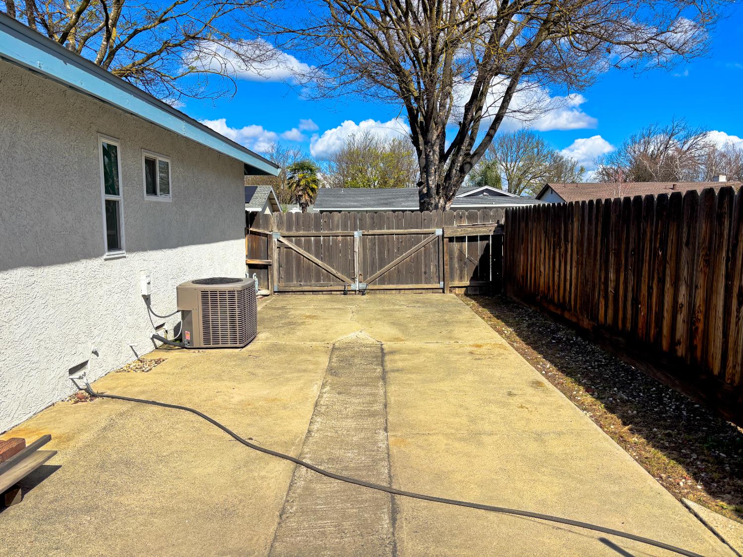 1600 Fairington Lane Modesto, CA 95355 - Photo 23 of 27