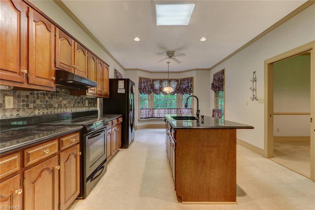 1291 Tellowee Road Eden, NC 27288 - Photo 12 of 30 Gallery Image 12