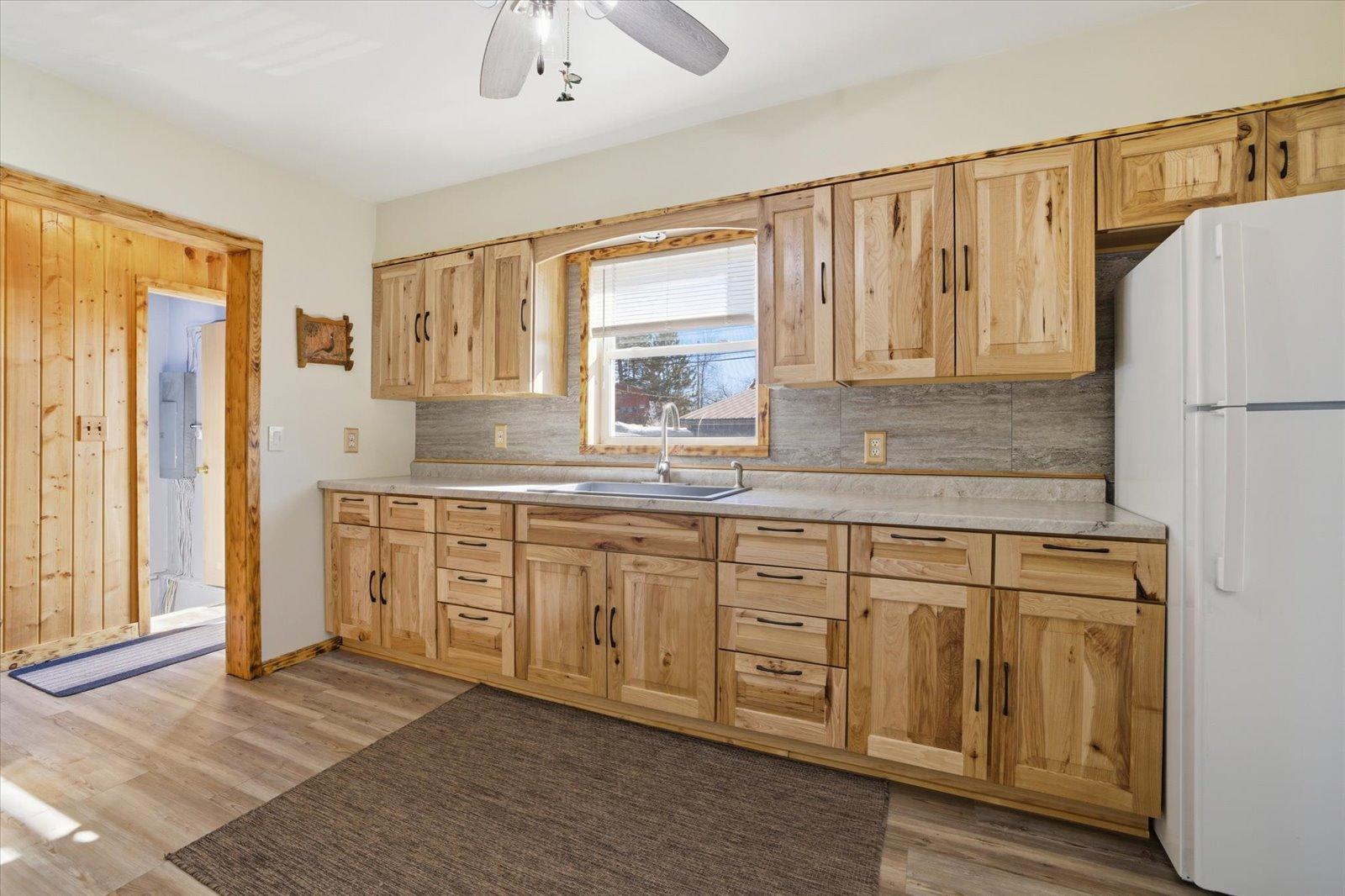 412 North 2nd Street Tower, MN 55790 - Photo 8 of 50