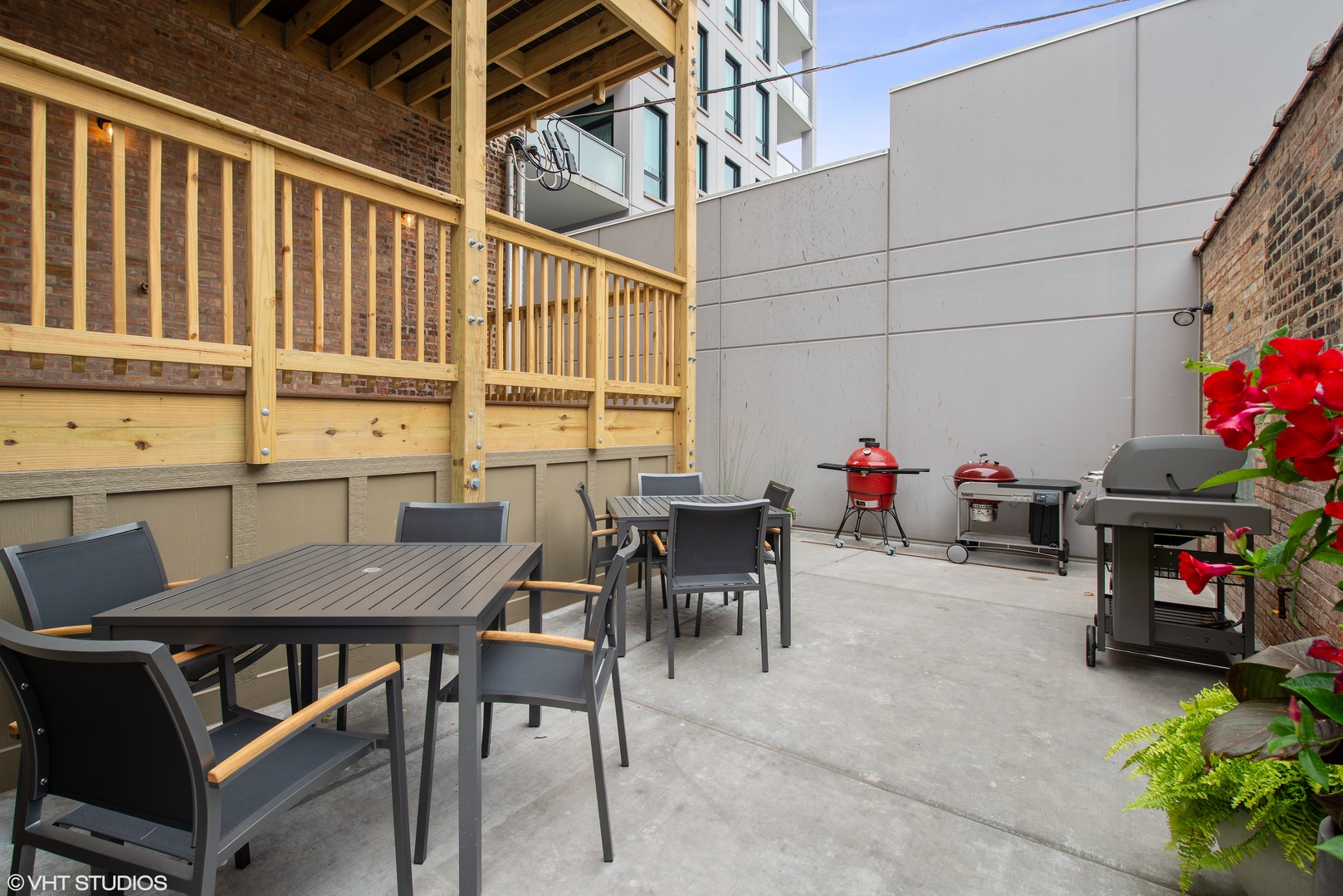 Undisclosed Address Chicago, IL 60657 - Photo 8 of 10