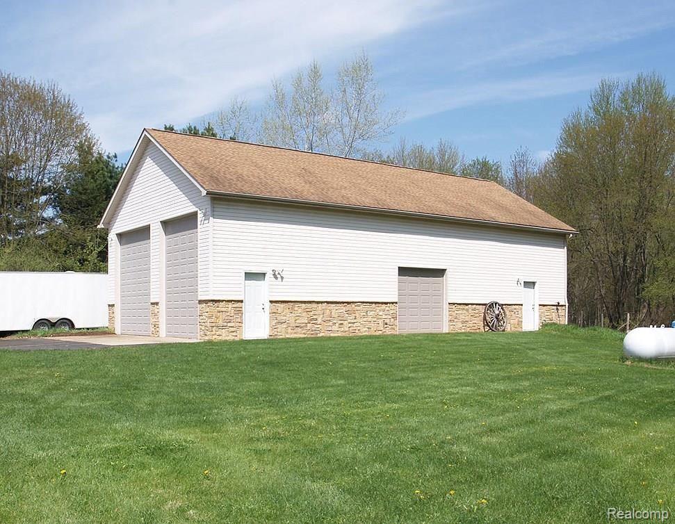 4772 West Schafer Road Pinckney, MI 48169 - Photo 5 of 28 P5092128.jpg