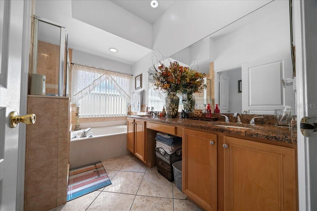 1010 Raining Meadows Lane Orlando, FL 32824 - Photo 27 of 57