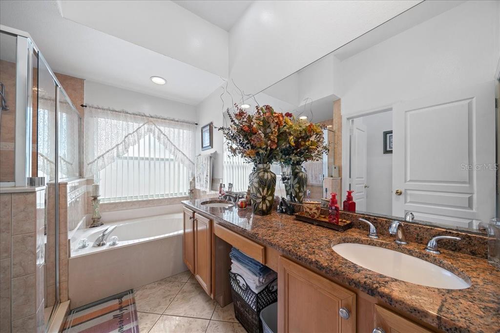 1010 Raining Meadows Lane Orlando, FL 32824 - Photo 29 of 57