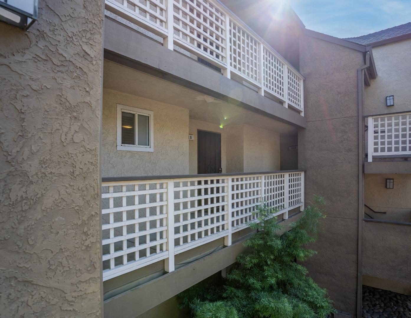 29581 Highgate Drive, Unit 219 Hayward, CA 94544 - Photo 19 of 24 a view of entryway