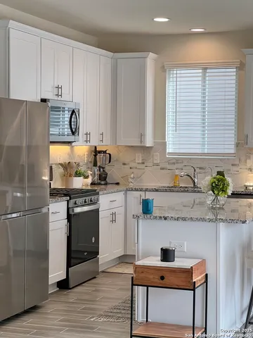 $3,700 | 7822 Ponderosa, Boerne, TX 78015