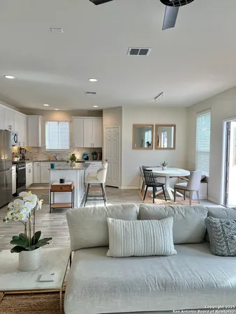 $3,700 | 7822 Ponderosa, Boerne, TX 78015