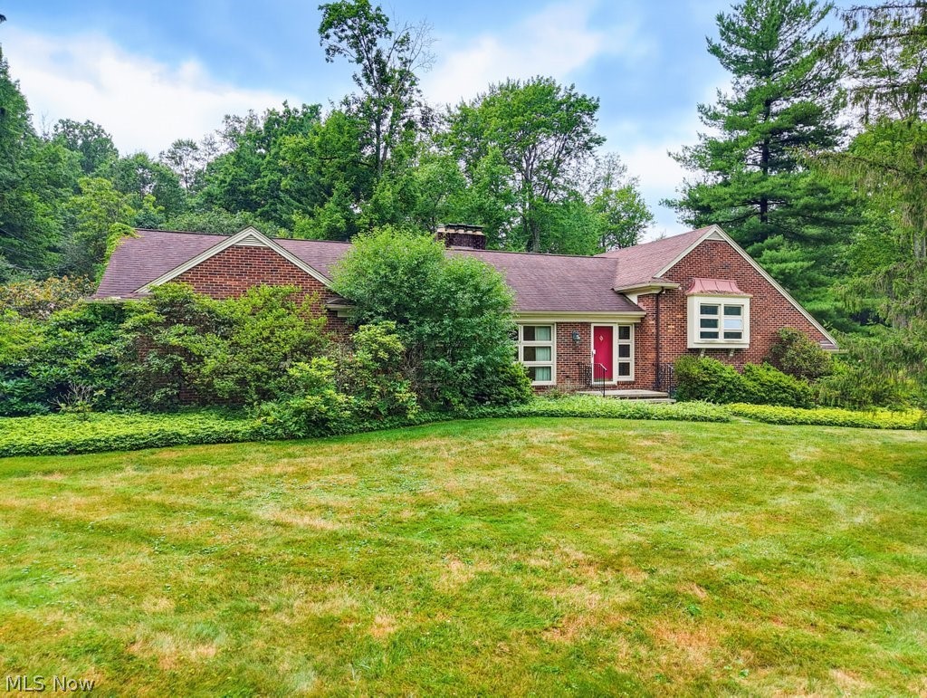 21 Hampshire Road Akron, OH 44313 - Photo 1 of 45