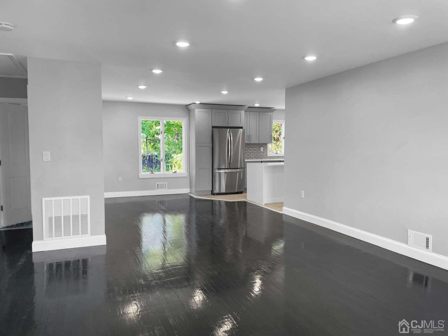 16 Eli Road Colonia, NJ 07067 - Photo 5 of 18 Gallery Image 5