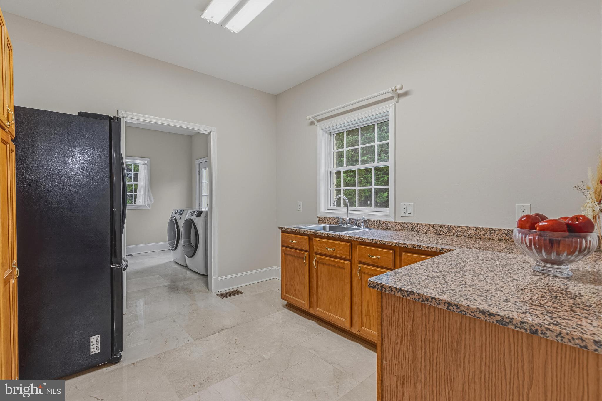 837 Seneca Road Great Falls, VA 22066 - Photo 27 of 49