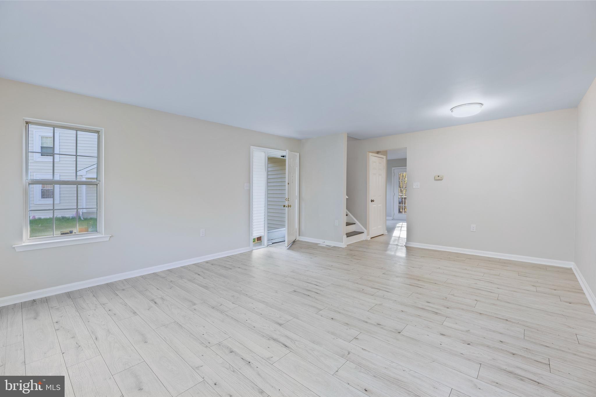 5121 Spring Branch Boulevard Dumfries, VA 22025 - Photo 4 of 39