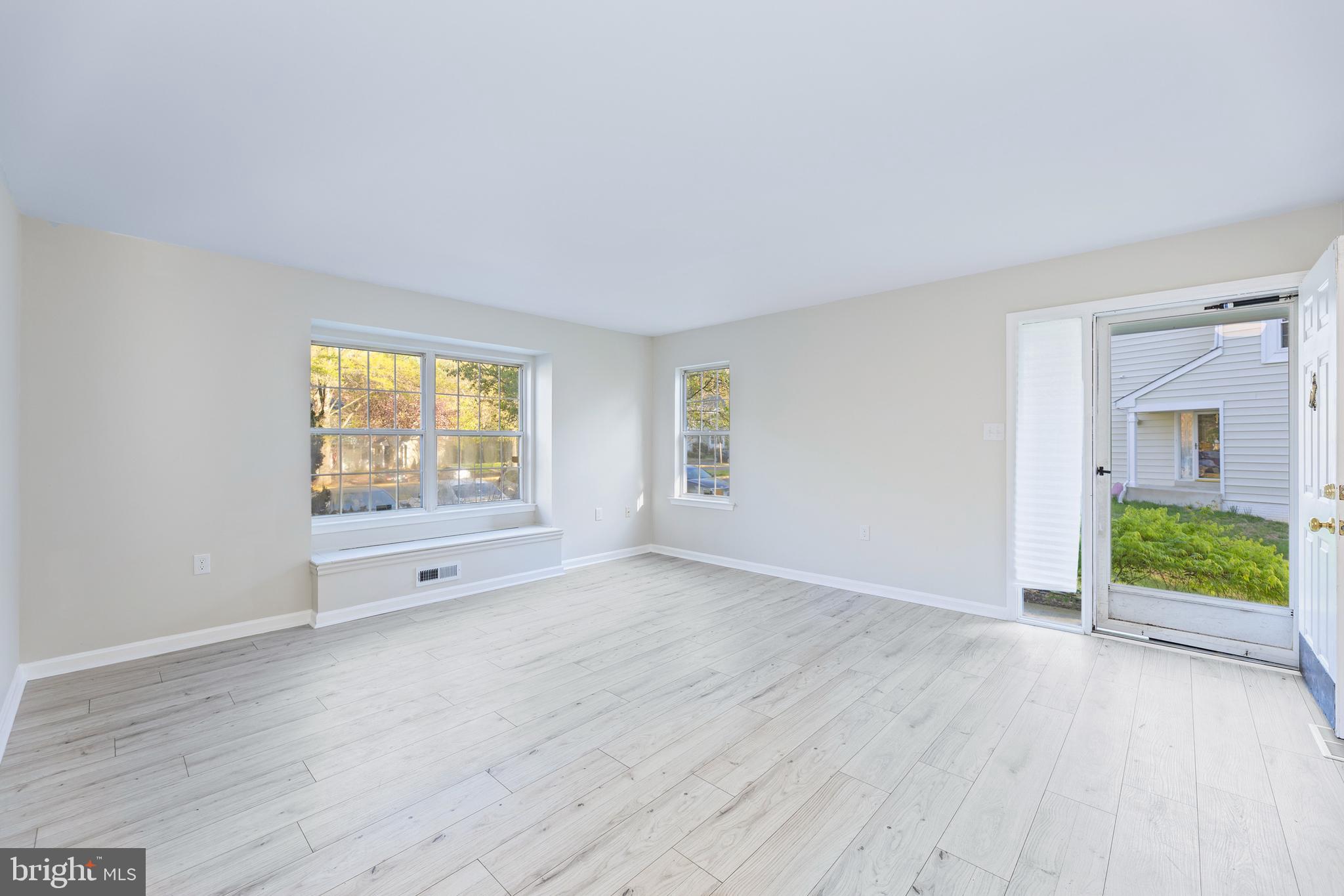 5121 Spring Branch Boulevard Dumfries, VA 22025 - Photo 5 of 39