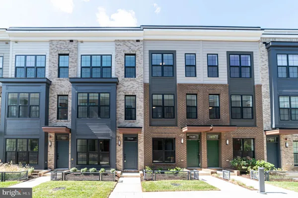 $4,100 | 7324 Blade Dr Falls, Falls Church, VA 22042