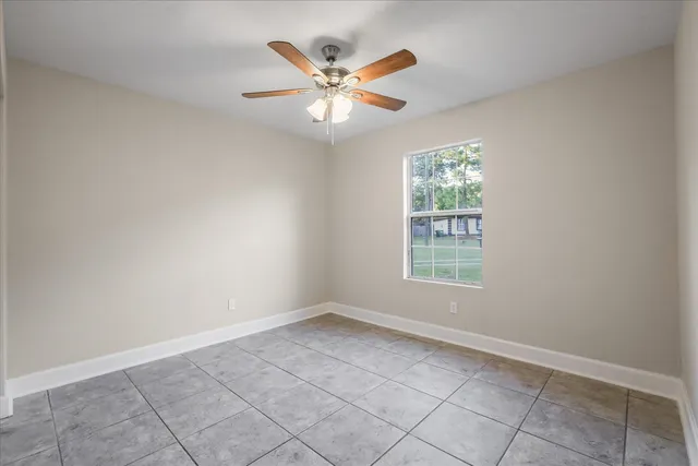 $220,000 | 263 White Oak Drive, Tallahassee, FL 32305