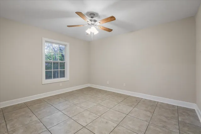 $220,000 | 263 White Oak Drive, Tallahassee, FL 32305