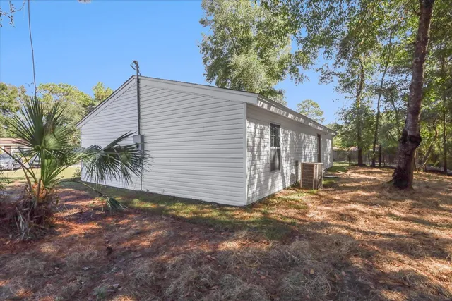 $220,000 | 263 White Oak Drive, Tallahassee, FL 32305