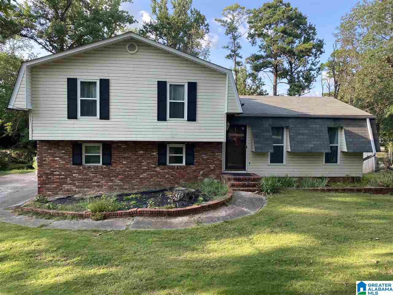 2257 Chapel Road Birmingham, AL 35226 - Photo 1 of 27