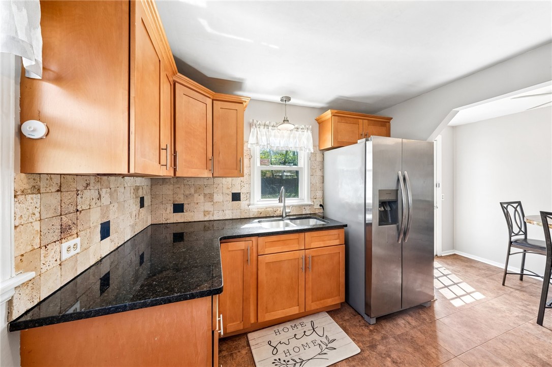 181 Leonard Road Greece, NY 14616 - Photo 5 of 31 Kitchen