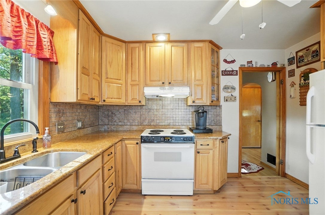 5206 Secor Road Toledo, OH 43623 - Photo 15 of 50 Gallery Image 15