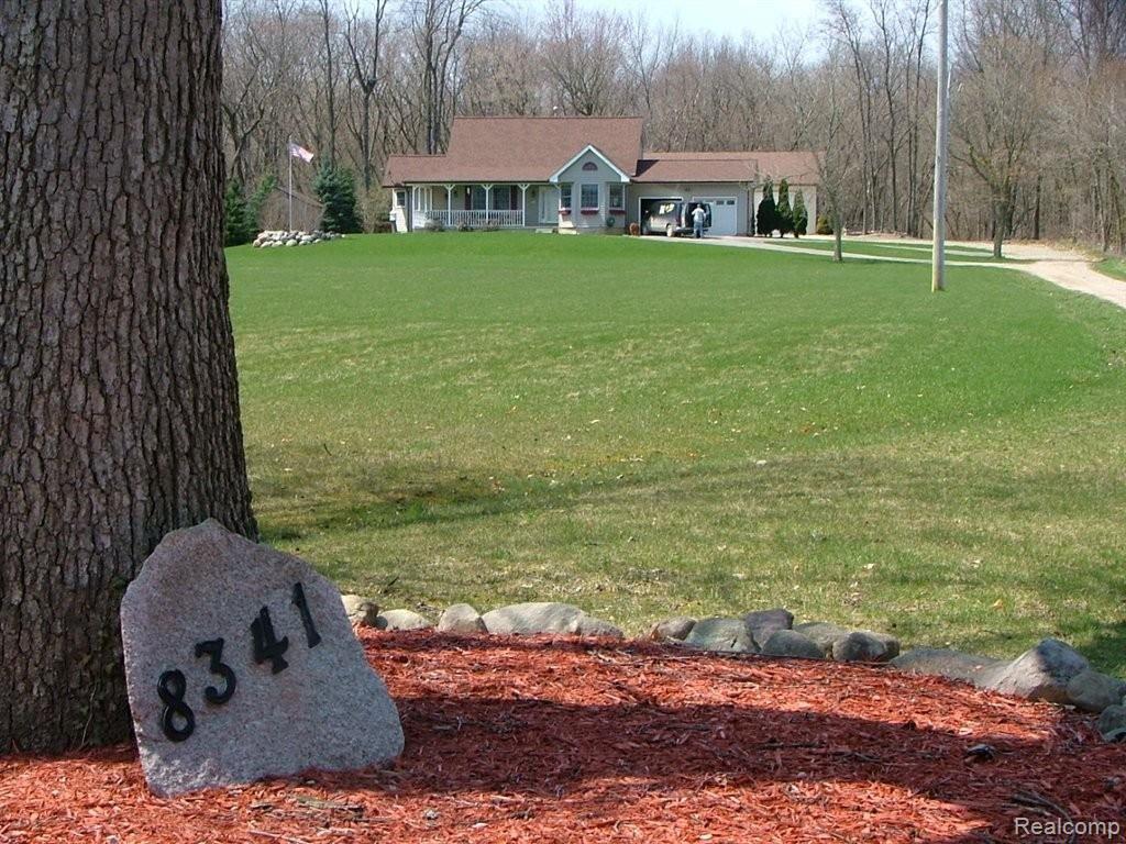 8341 Mack Road Linden, MI 48451 - Photo 6 of 21 8341 Mack