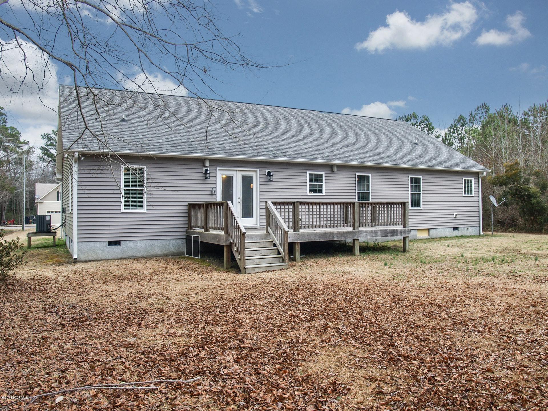 876 Sloop Point Road Hampstead, NC 28443 - Photo 27 of 28 025-259731-(4)_resampled
