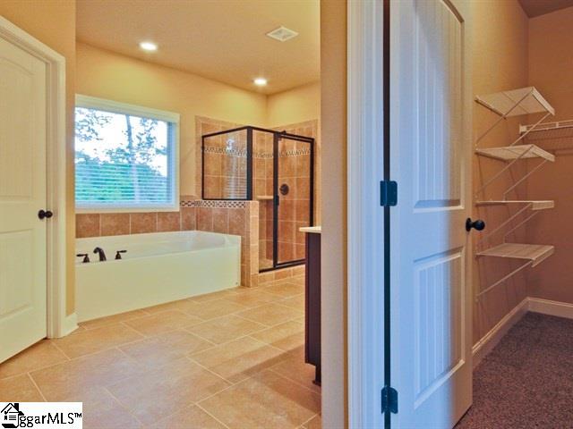 109 Ridgewater Court Fountain Inn, SC 29644 - Photo 25 of 36