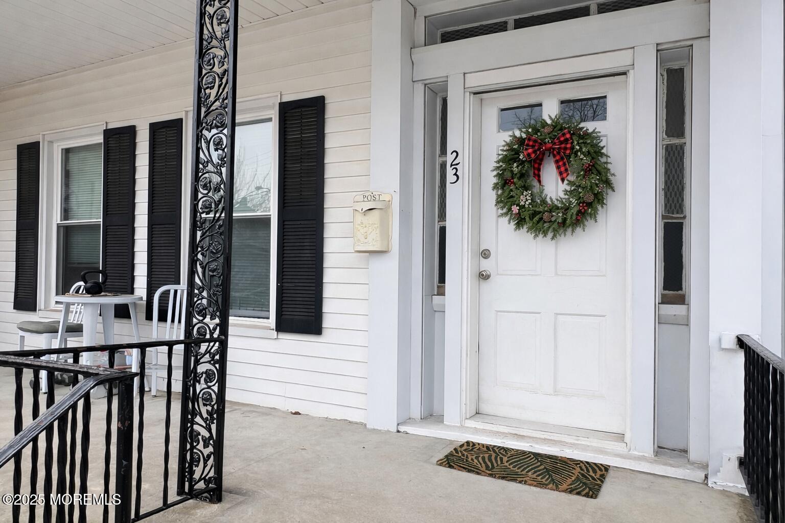 23 Rector Place, Unit B Red Bank, NJ 07701 - Photo 1 of 9 view of living room and front door