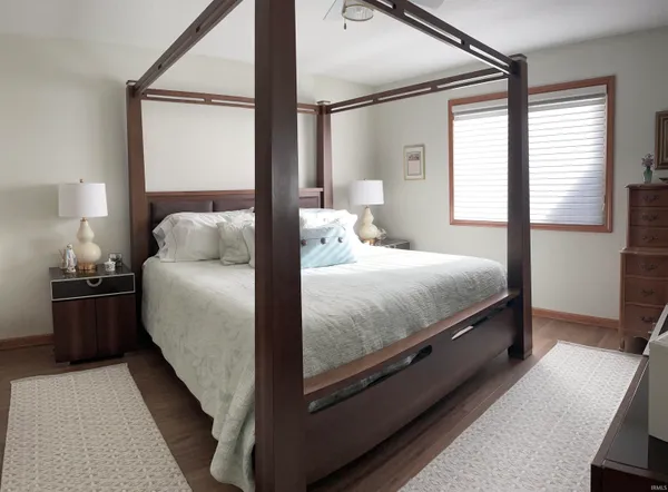 $313,500 | 230 Broadmore Circle, Angola, IN 46703