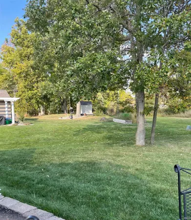 $313,500 | 230 Broadmore Circle, Angola, IN 46703