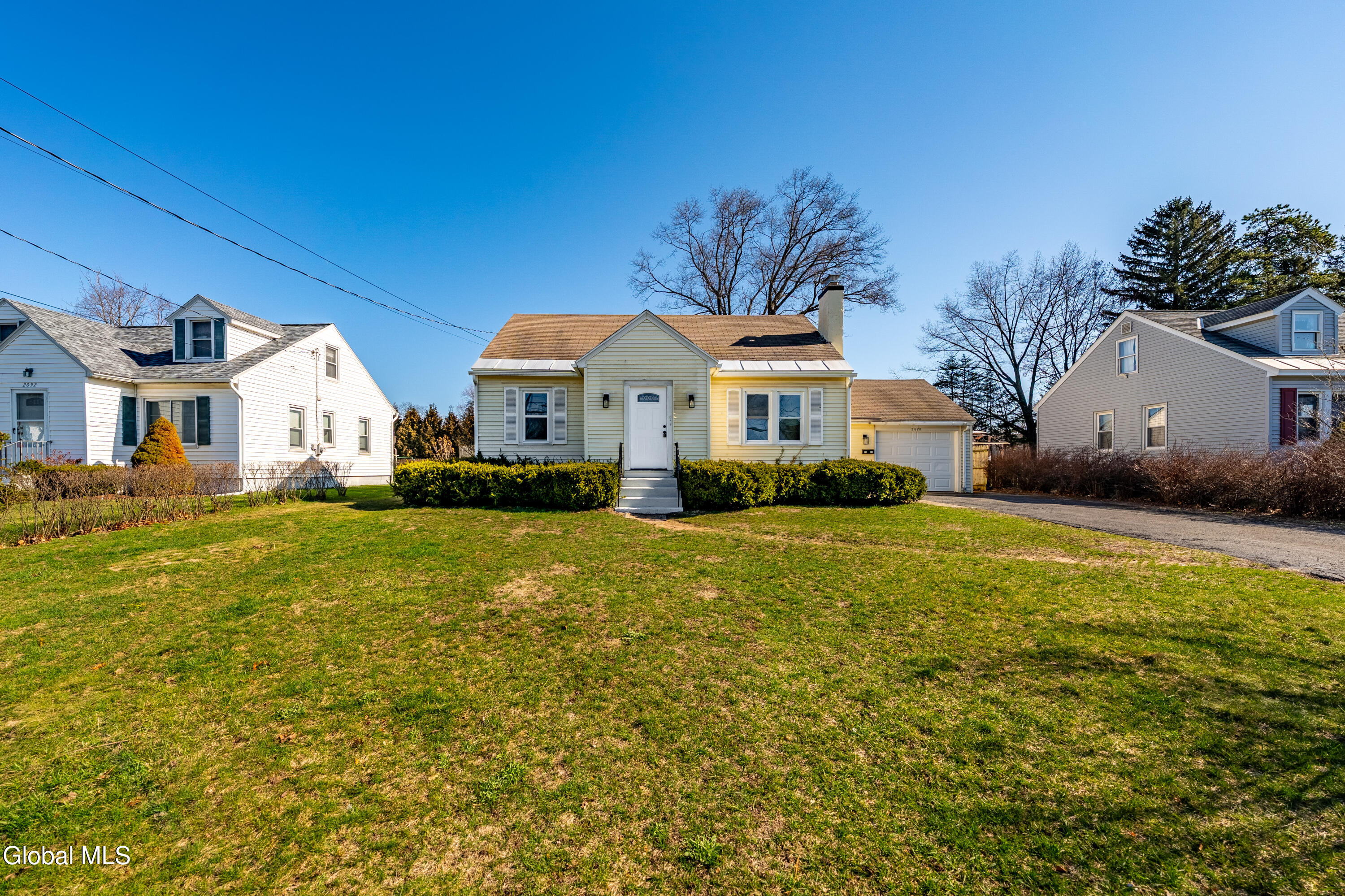 2088 Caldicott Road Schenectady, NY 12303 - Photo 2 of 22 DSC00093-HDR