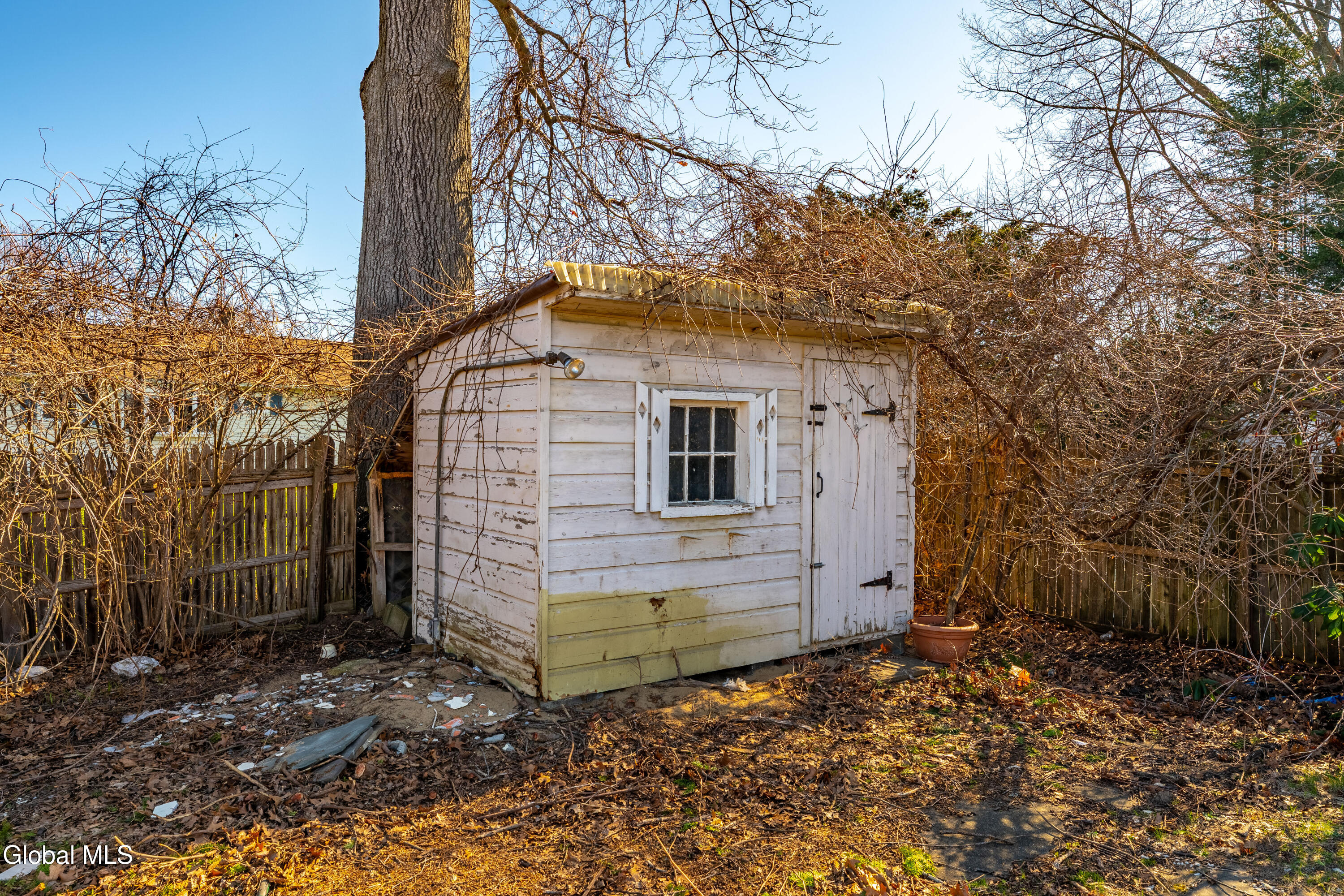 2088 Caldicott Road Schenectady, NY 12303 - Photo 8 of 22 DSC00123-HDR