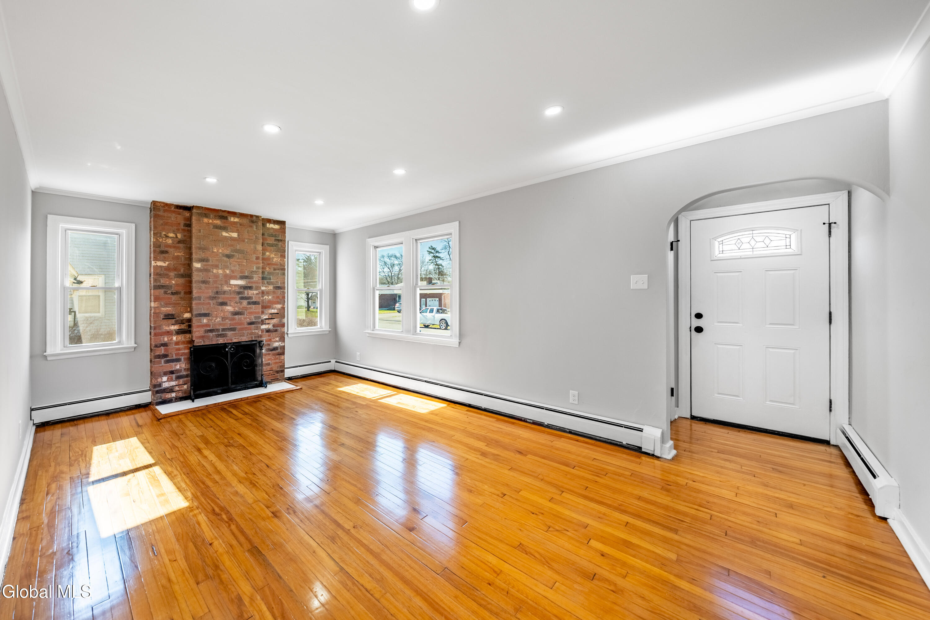 2088 Caldicott Road Schenectady, NY 12303 - Photo 9 of 22 DSC00138-HDR