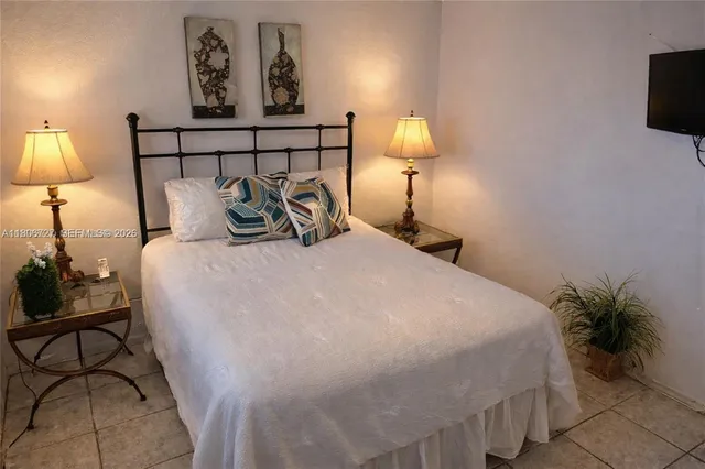 $139,900 | 301 East McNab Road, Unit 205, Pompano Beach, FL 33060