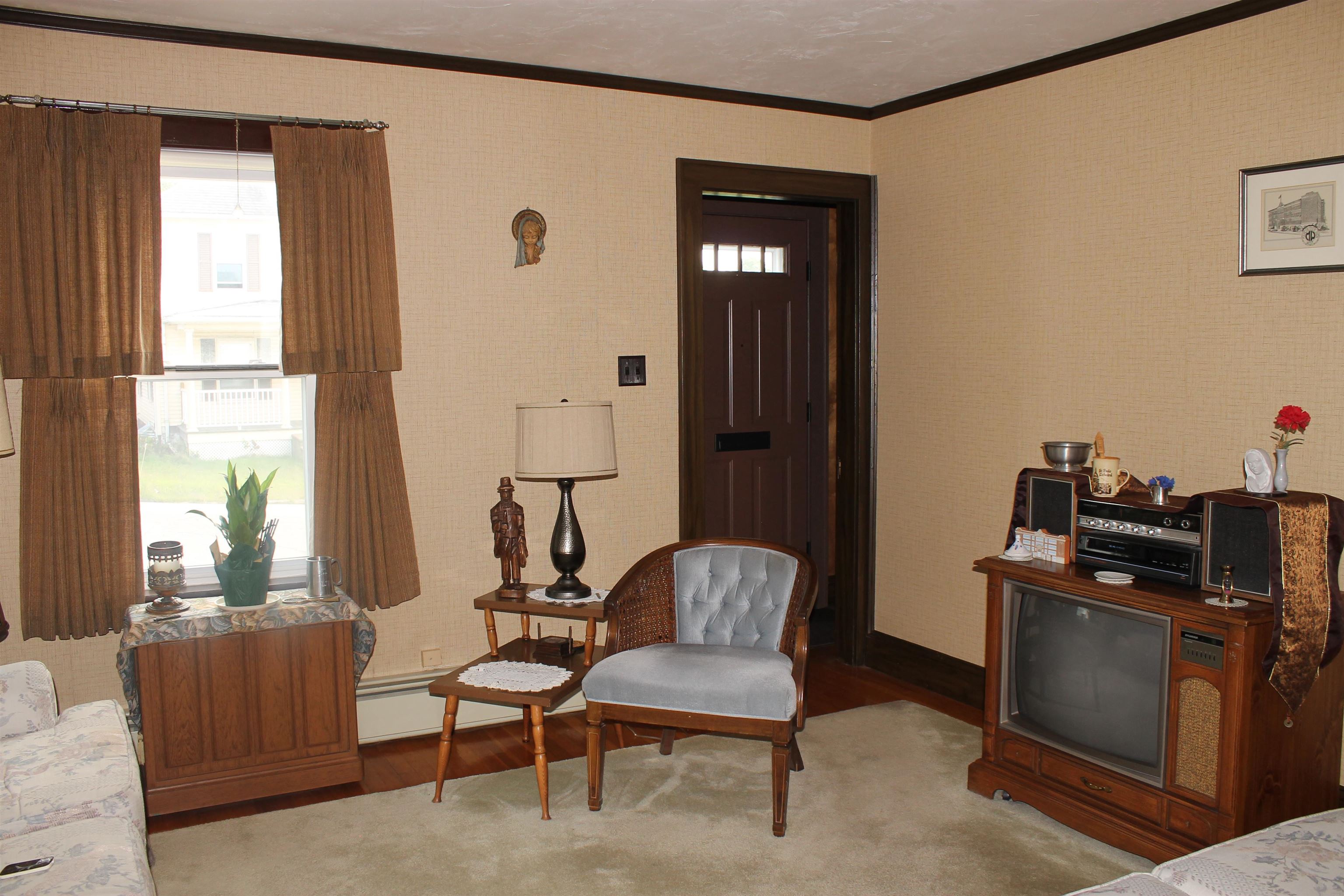 16 Manning Street Manchester, NH 03103 - Photo 17 of 22