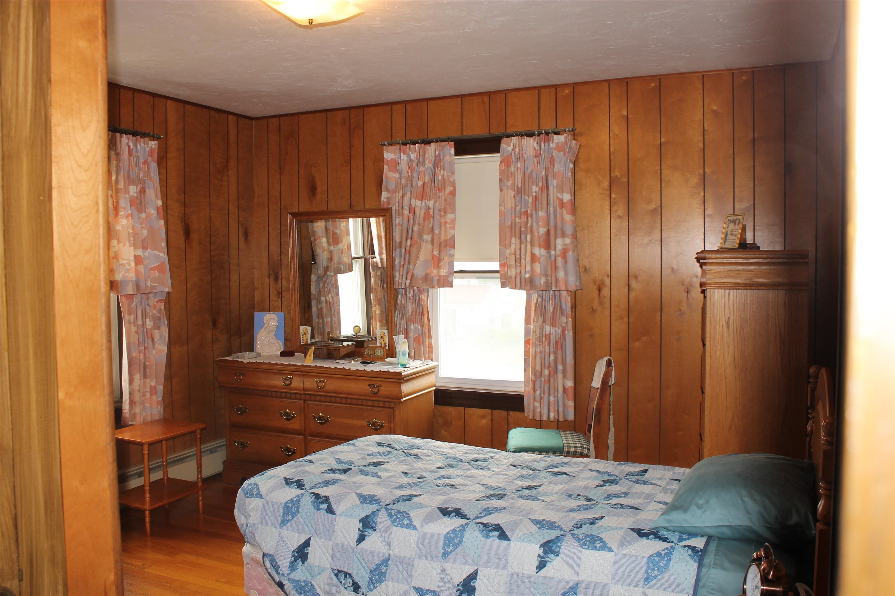 16 Manning Street Manchester, NH 03103 - Photo 19 of 22