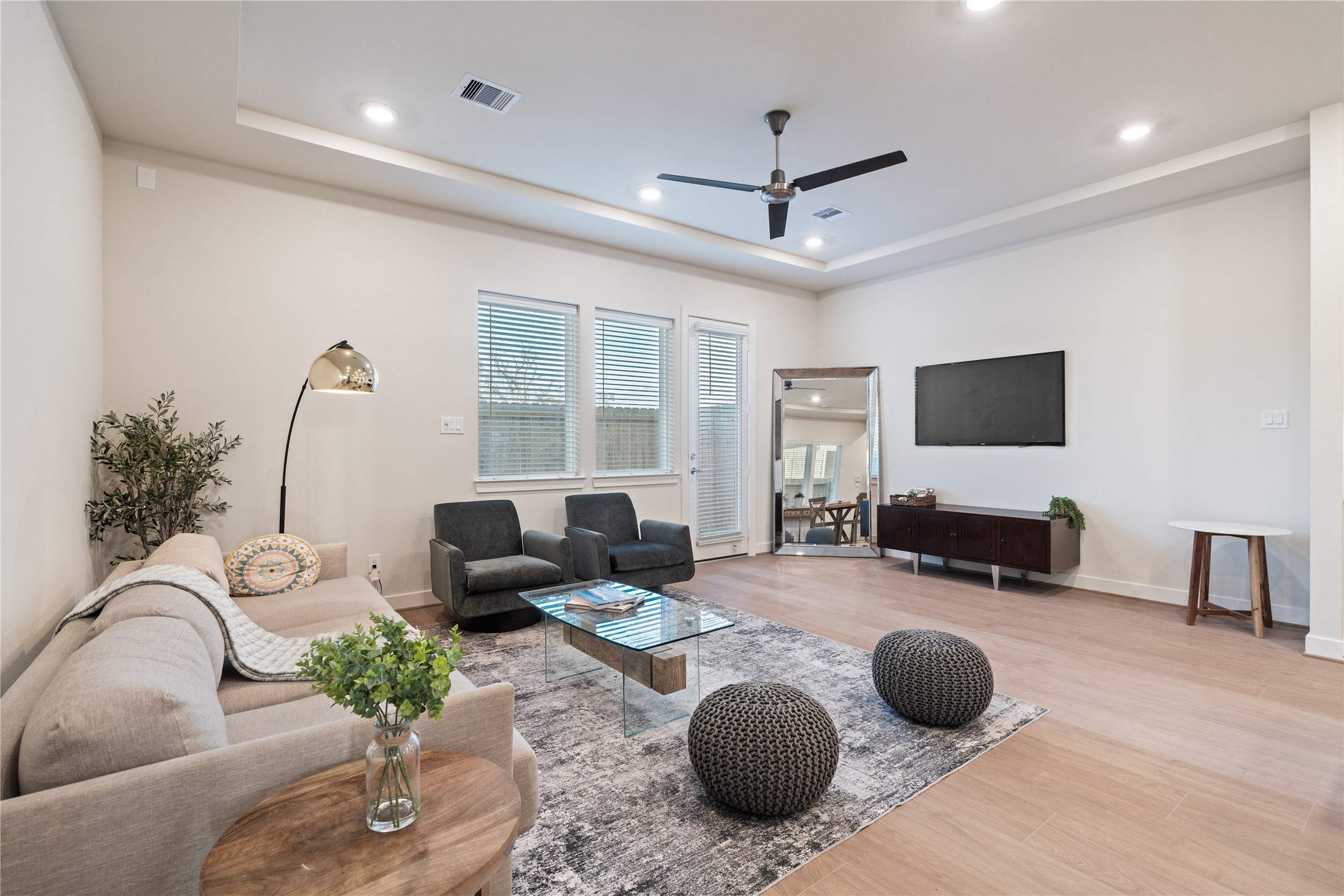 6445 Rena Street Houston, TX 77092 - Photo 12 of 33 Expansive living area with enough width to accommodate multiple seating layouts without feeling tight.