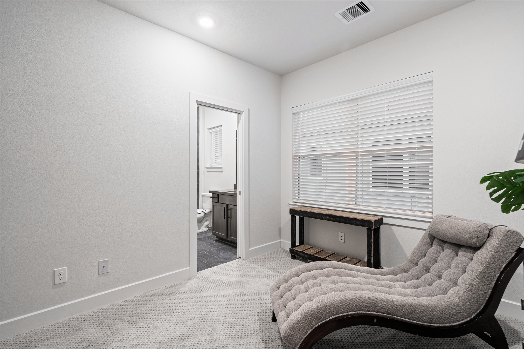 6445 Rena Street Houston, TX 77092 - Photo 30 of 33 Direct access to the adjacent bath makes this room practical without feeling oversized.