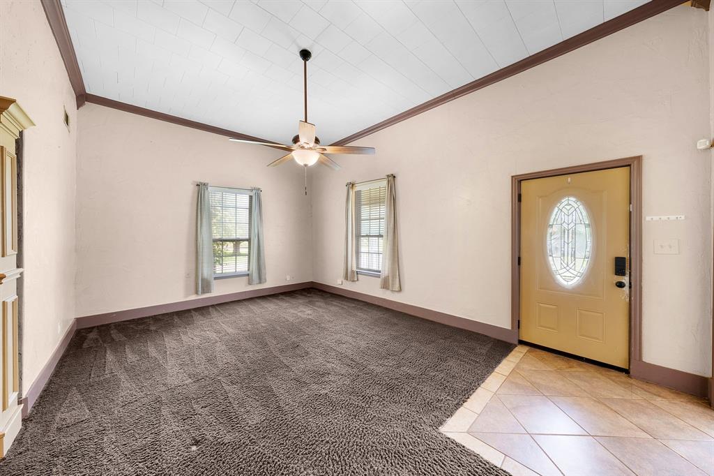 1301 Locust Street Commerce, TX 75428 - Photo 6 of 28