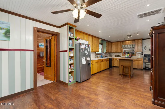 $274,900 | 217 Opie Arnold Road, Limestone, TN 37681