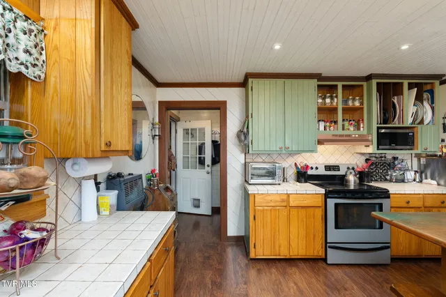 $274,900 | 217 Opie Arnold Road, Limestone, TN 37681