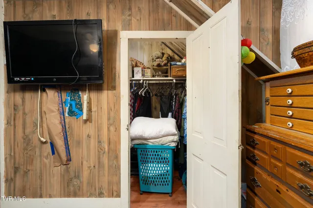 $274,900 | 217 Opie Arnold Road, Limestone, TN 37681