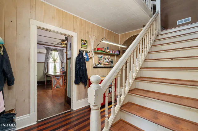 $274,900 | 217 Opie Arnold Road, Limestone, TN 37681