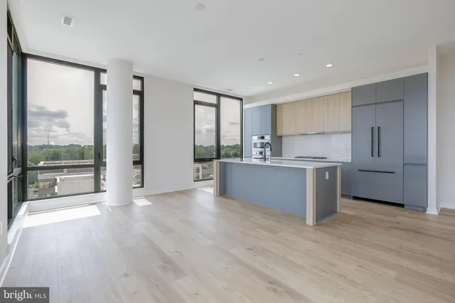 $1,470,000 | 255 West Falls Station Boulevard, Unit PH1, Falls Church, VA 22043