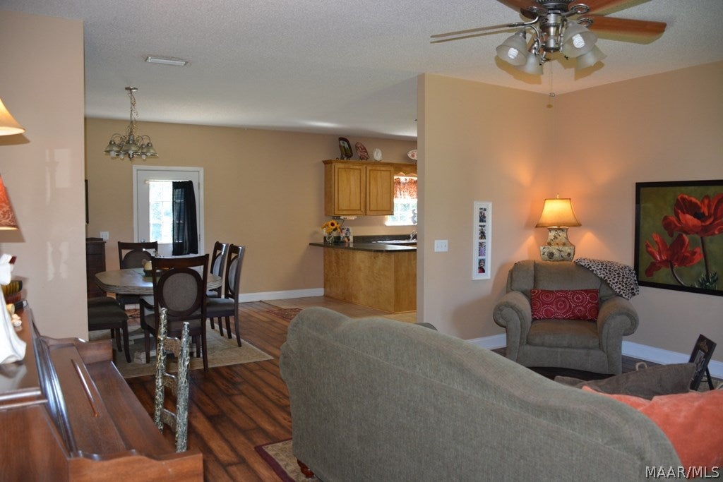 555 Jones Road Newton, AL 36352 - Photo 4 of 36 Gallery Image 4