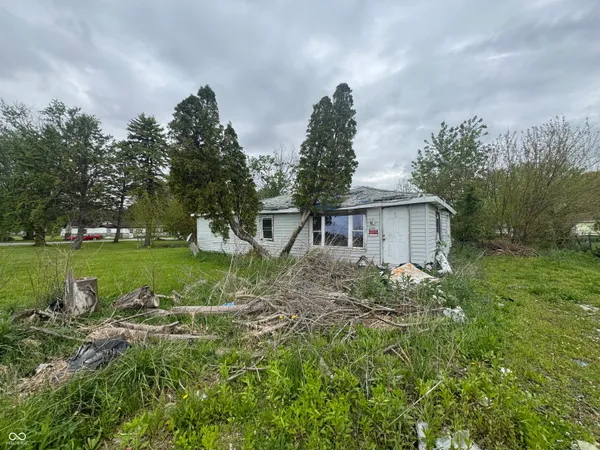 $10,000 | 2390 West 16th Street, Marion, IN 46953