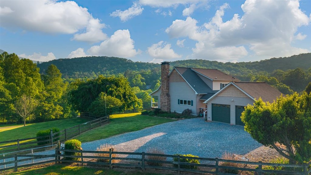 166 Richard Road Blairsville, GA 30512 - Photo 13 of 75
